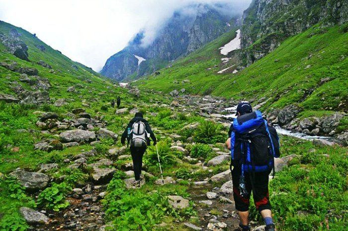 Kasol Kheerganga Summer Adventure