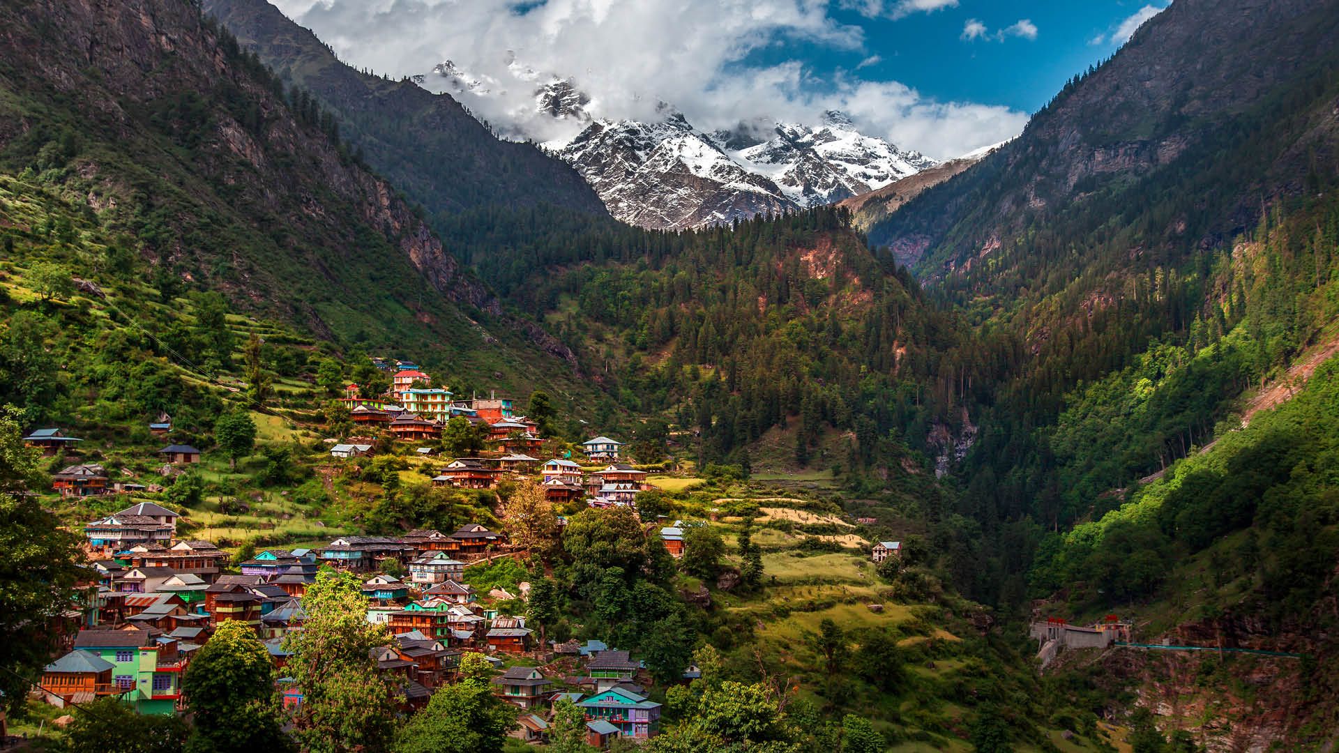 https://deshvideshstrapi.s3.ap-south-1.amazonaws.com/Tosh_Village_Kasol_Himachal_90a83b250a.jpg - Kasol Kheerganga Summer Adventure