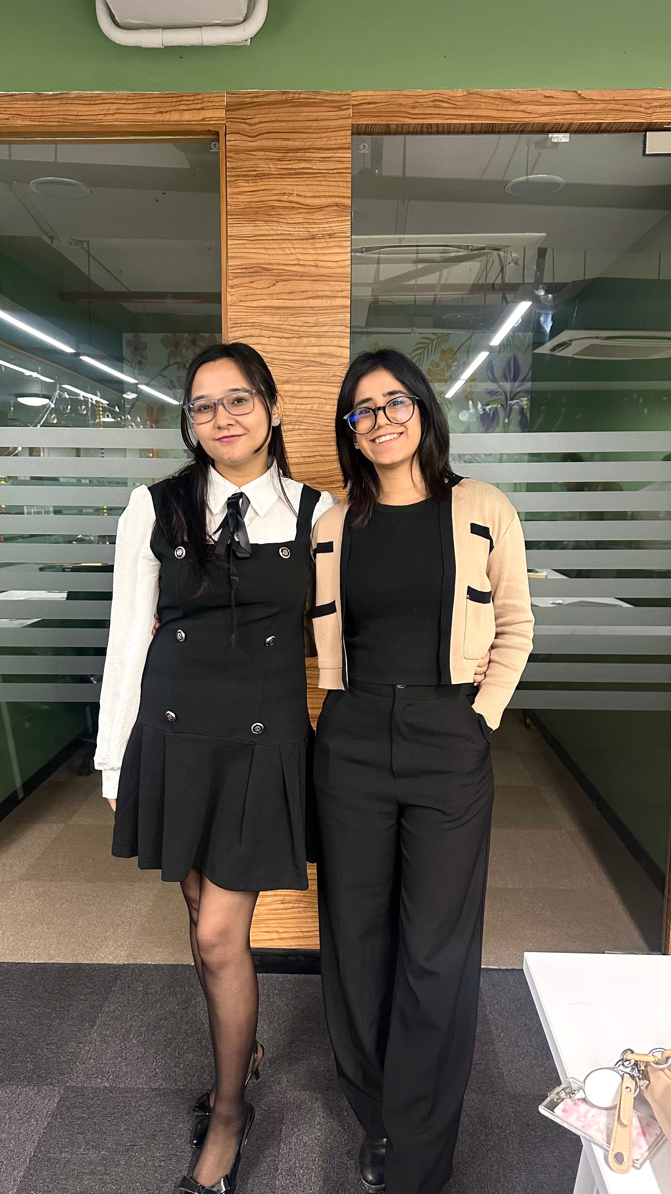 Desh Videsh travel moment