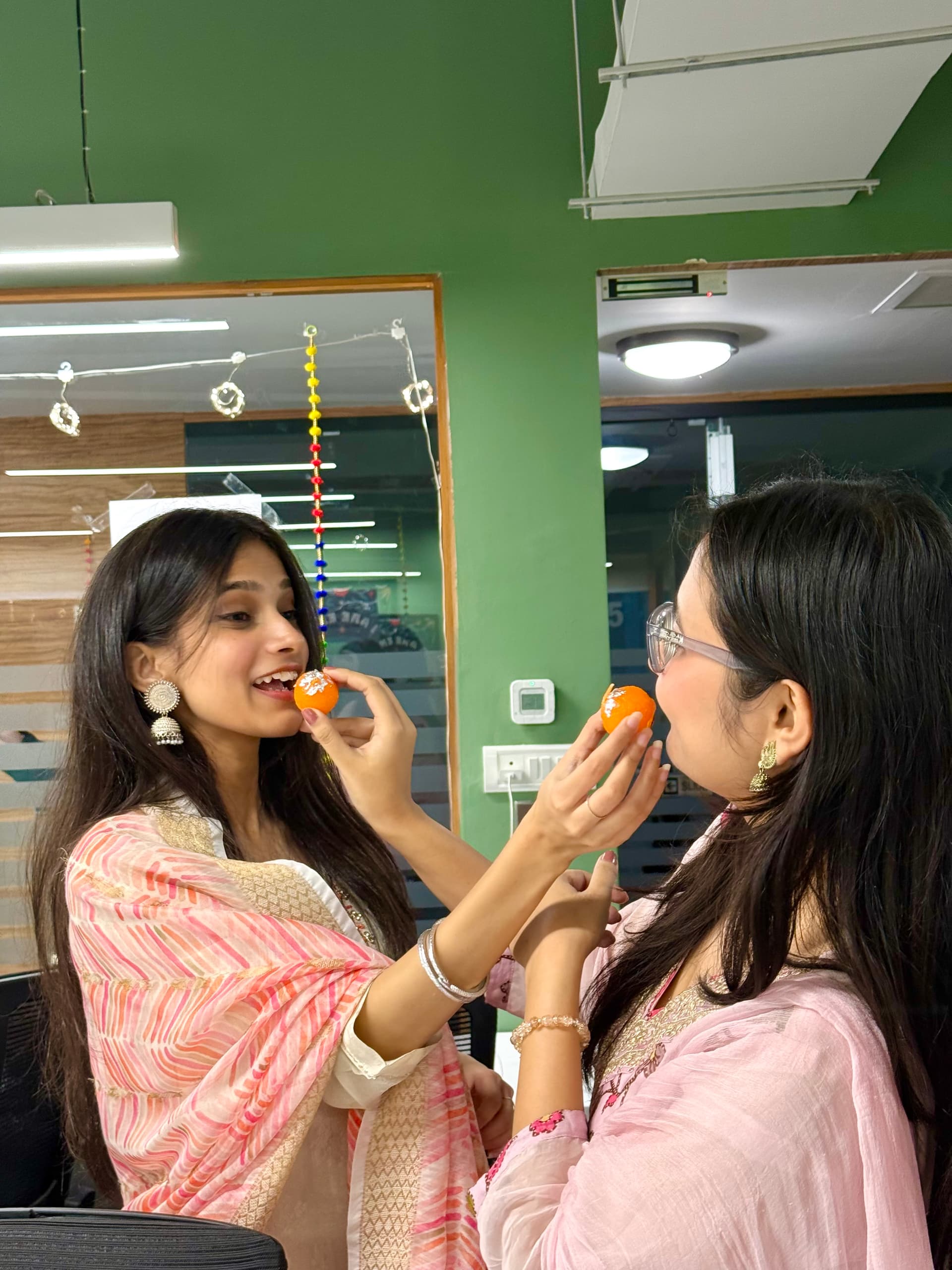 Desh Videsh travel moment