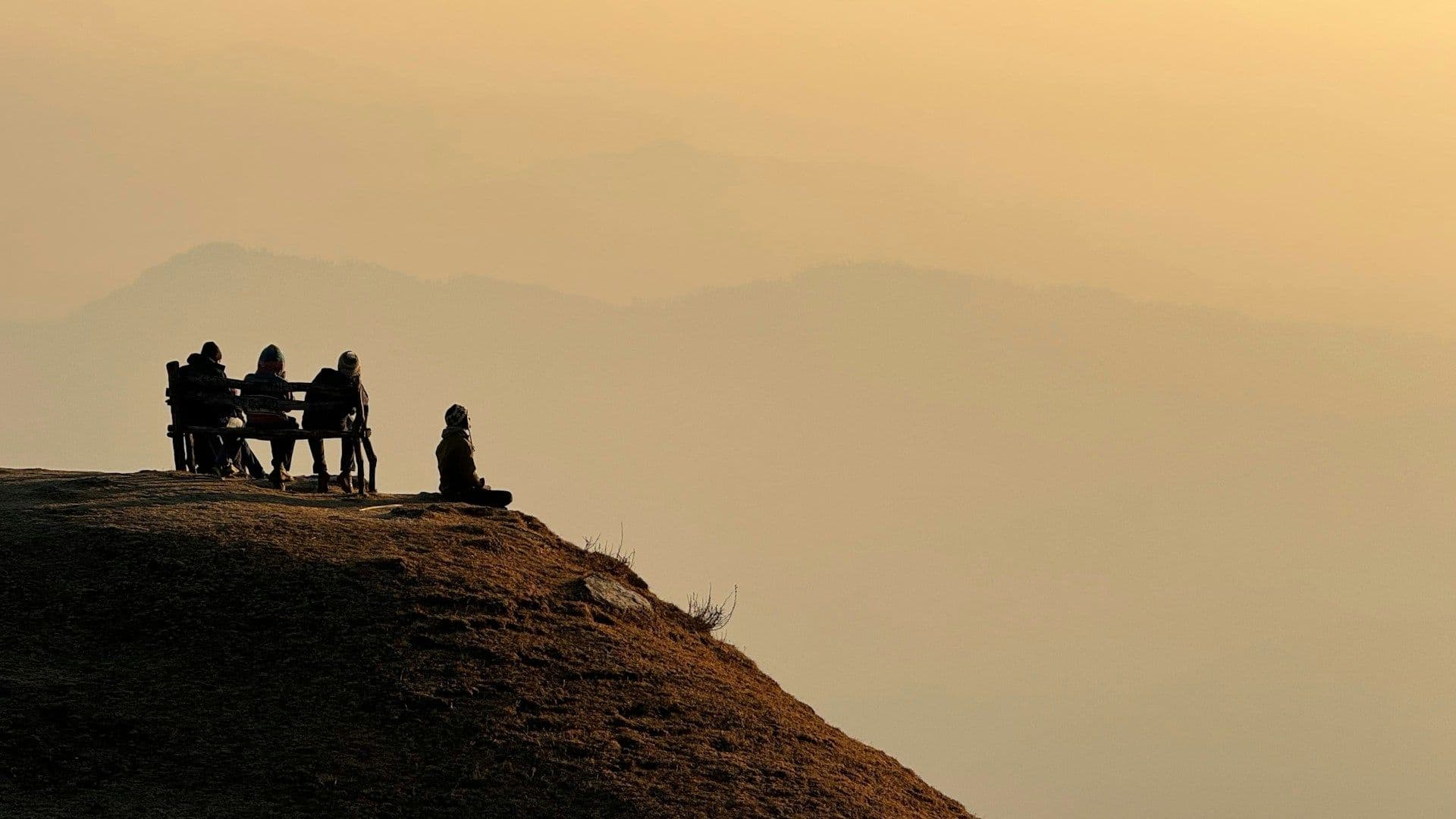 Jalori Pass Travel Guide: Snowfall, Road Trips & Serolsar Lake Trek
