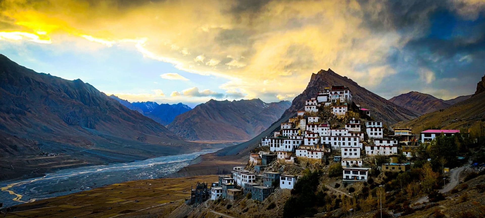 Spiti Valley Travel Guide: Road Trips, Monasteries & High-Altitude Himalayan Experiences